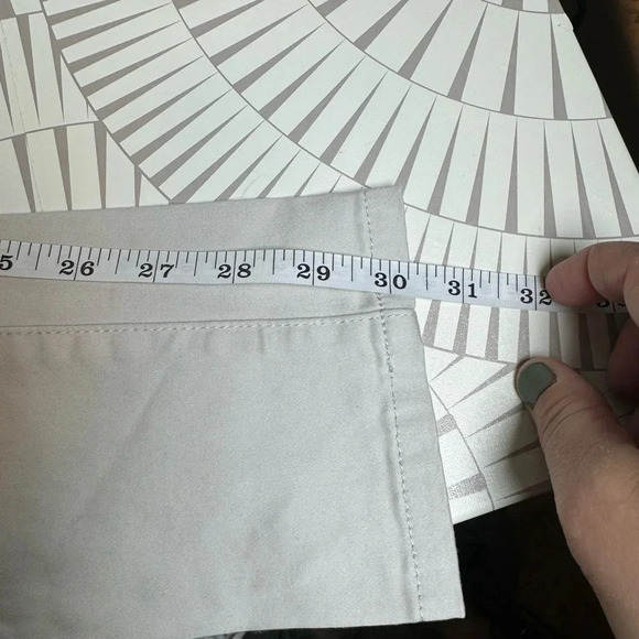 EUC WOMENS CALVIN KLEIN JEANS KHAKI - Picture 9 of 11